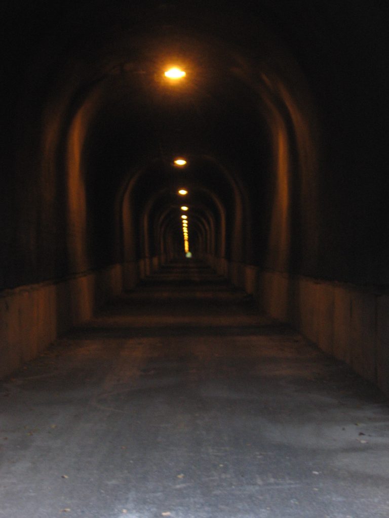 Tunnel