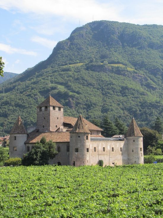 Maretsch Castle | Round-N-Round