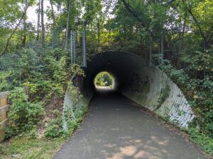 Metal Tunnel